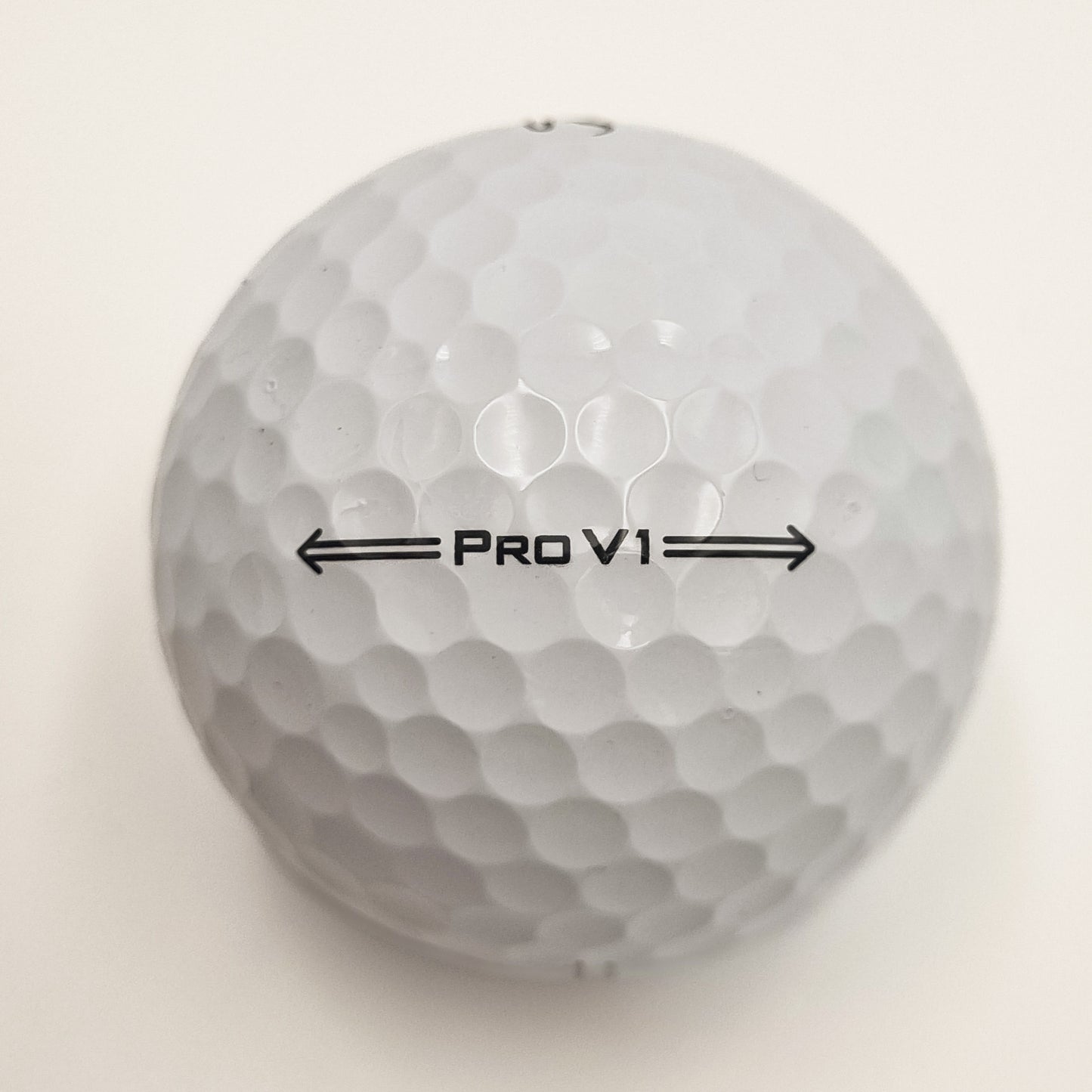 Visitors Logo Ball Titleist Single