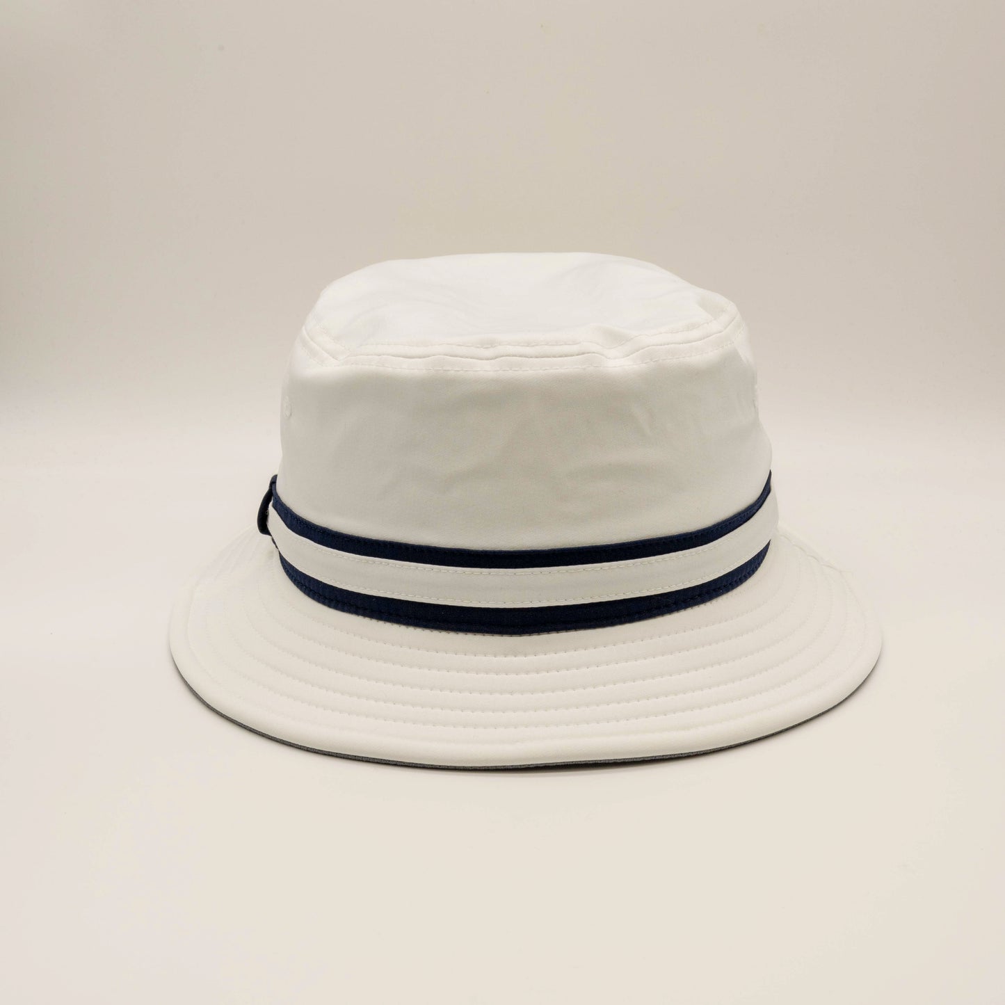 Royal Melbourne Visitors Logo Bucket Hat - White